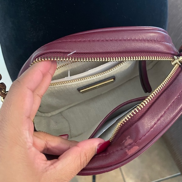 Tory Burch Kira Chevron Camera Bag - Picture 5 of 5